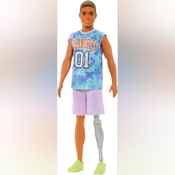 Fashionistas Ken Fashion Doll #212 with Prosthetic Leg, Los Angeles Jersey (NEW) - Picture 11 of 11